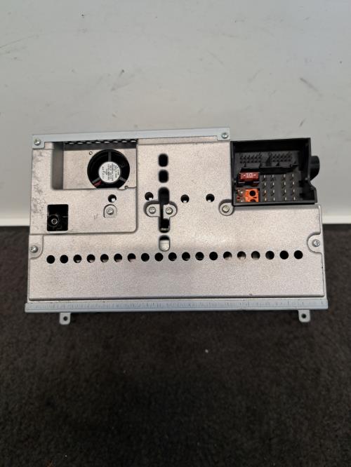 Image Autoradio d'origine - MERCEDES CLASSE B 245