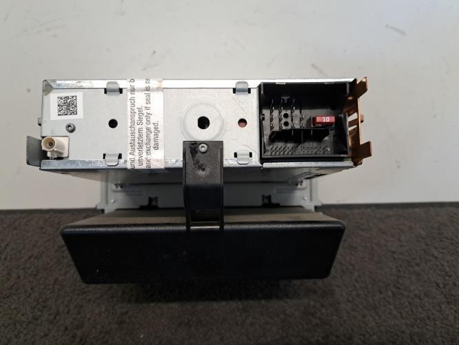 Image Autoradio d'origine - VOLKSWAGEN TOURAN 1