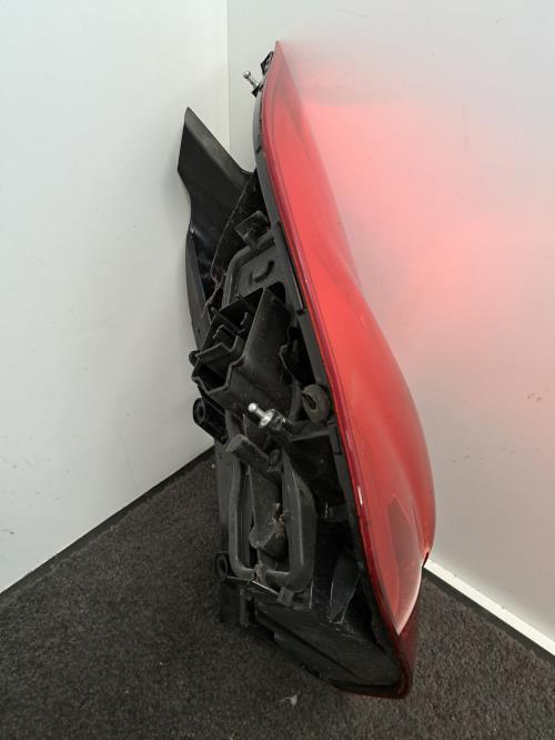 Image Feu arriere principal gauche (feux) - RENAULT GRAND SCENIC 2
