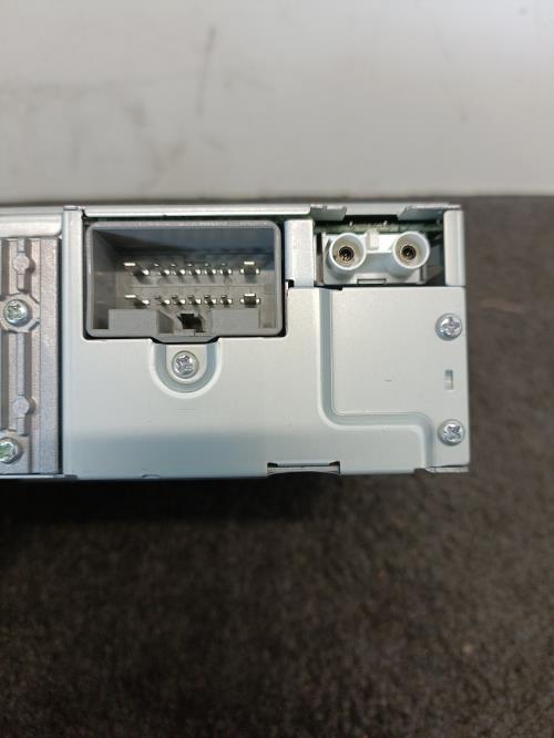Image Autoradio d'origine - VOLVO V 50