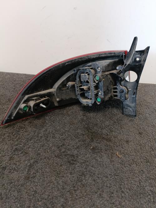 Image Feu arriere principal droit (feux) - RENAULT CLIO 4
