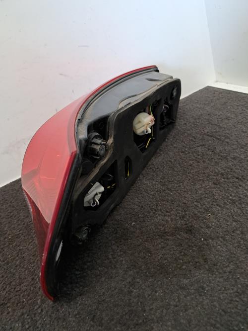 Image Feu arriere principal droit (feux) - CITROEN C4 PICASSO 2