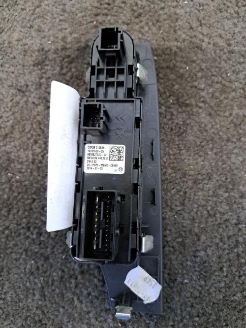 Image Interrupteur de leve vitre avant gauche - CITROEN C4 PICASSO 2