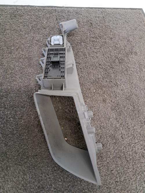 Image Interrupteur de leve vitre avant gauche - AUDI A4 3