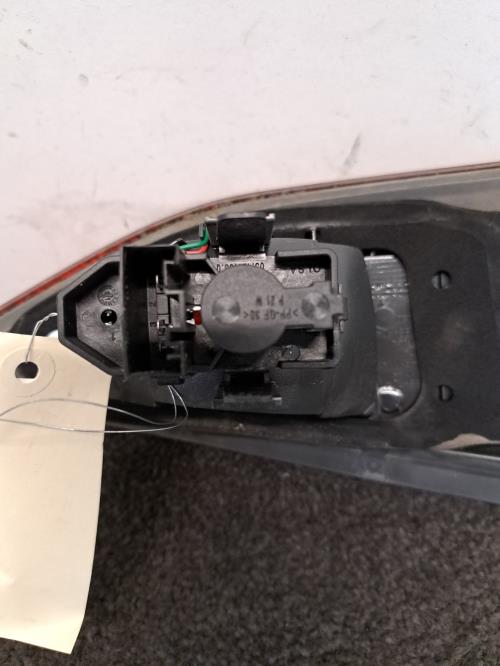 Image Feu arriere secondaire droit (feux) - BMW X1 E84