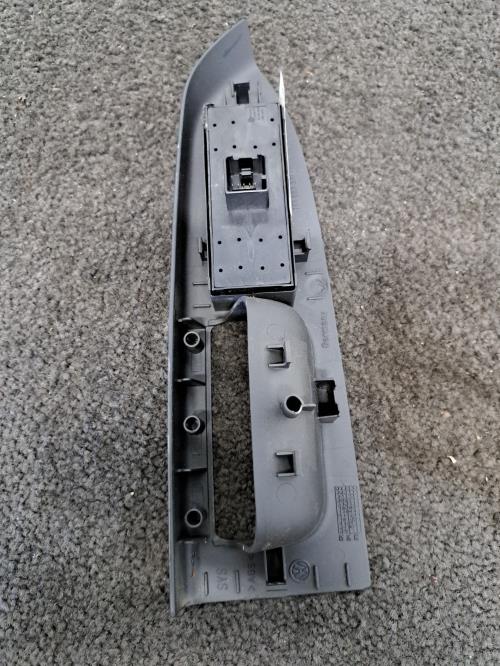 Image Interrupteur de leve vitre avant gauche - VOLKSWAGEN TOURAN 1