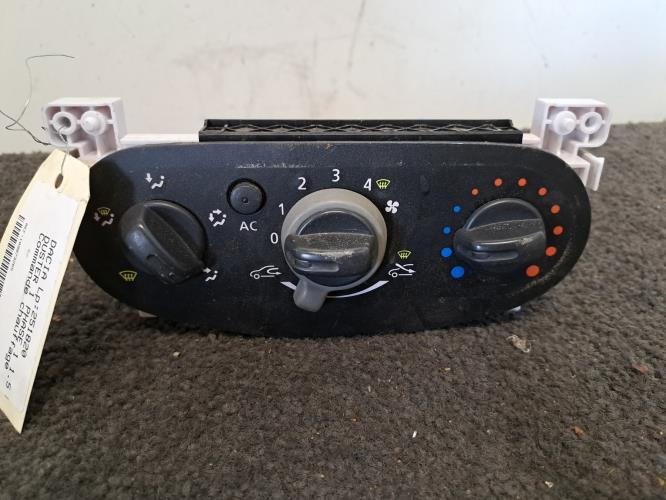 Image Commande chauffage - DACIA DUSTER 1