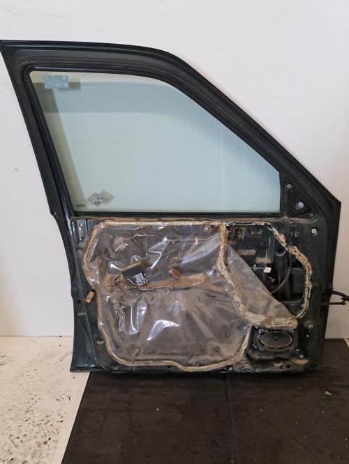 Image Porte avant gauche - NISSAN TERRANO 2