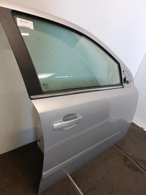Image Porte avant droit - OPEL ASTRA H