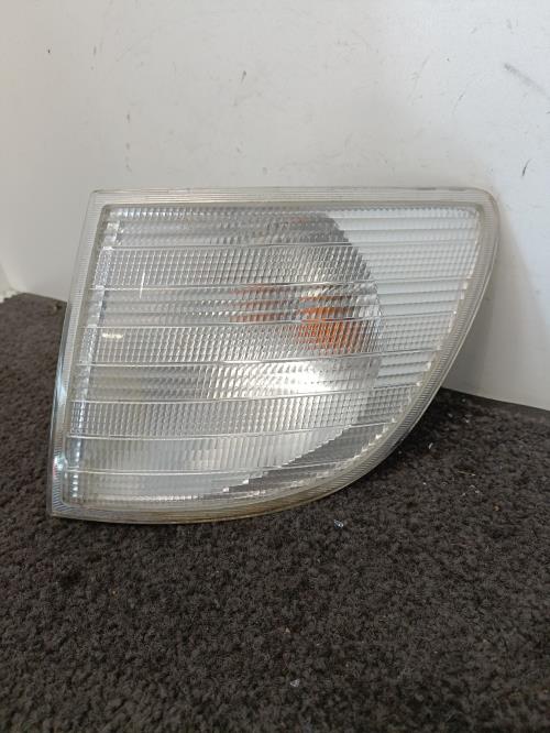 Image Optique avant secondaire gauche (feux)(clignotant) - MERCEDES VITO 638