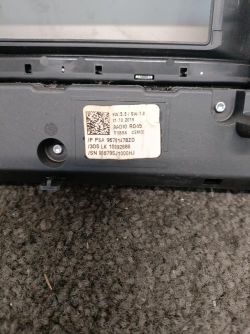 Image Autoradio d'origine - PEUGEOT 308 2 SW