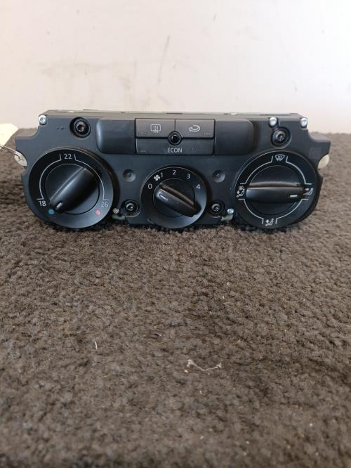 Image Commande chauffage - VOLKSWAGEN GOLF 5
