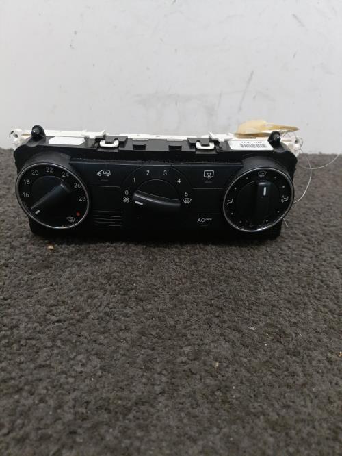 Image Commande chauffage - MERCEDES CLASSE B 245