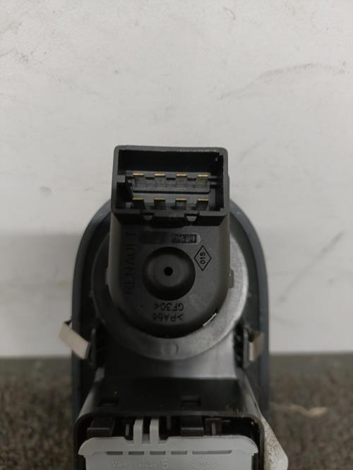 Image Interrupteur de leve vitre avant gauche - RENAULT CLIO 3