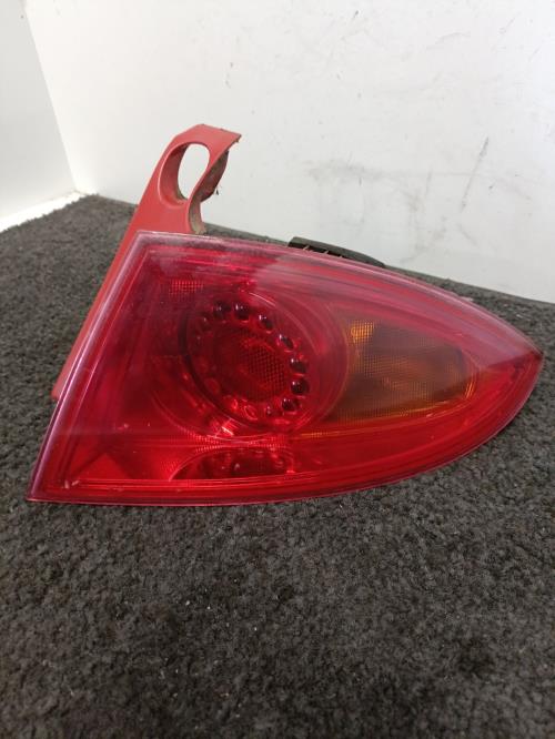 Image Feu arriere principal droit (feux) - SEAT LEON 2
