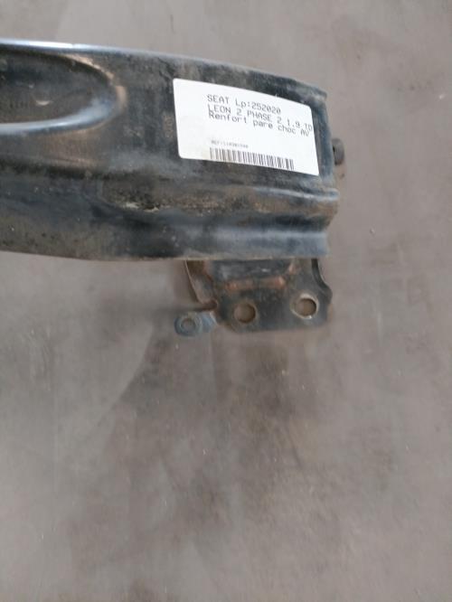 Image Renfort pare choc avant (traverse) - SEAT LEON 2