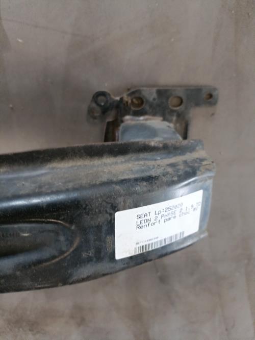 Image Renfort pare choc avant (traverse) - SEAT LEON 2