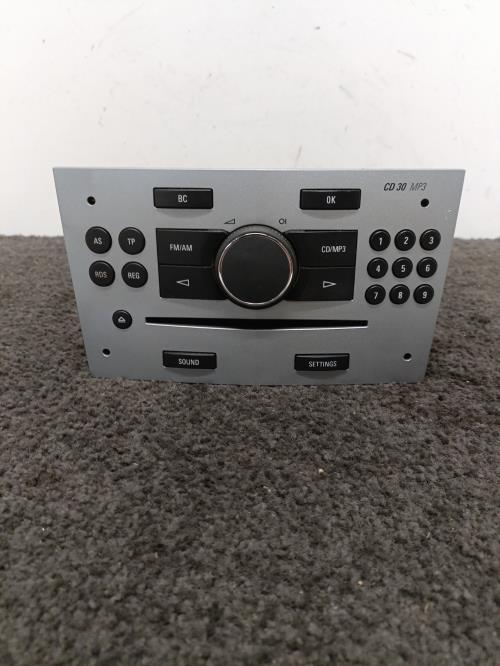 Image Autoradio d'origine - OPEL ASTRA H