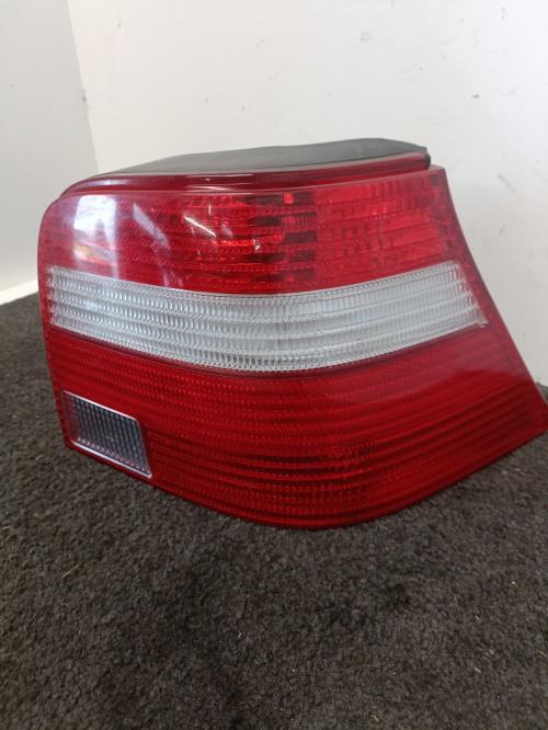 Image Feu arriere principal droit (feux) - VOLKSWAGEN GOLF 4