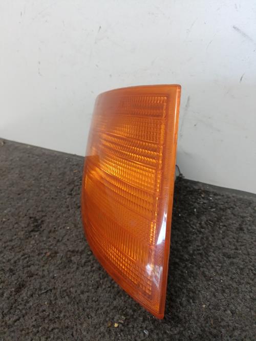 Image Optique avant secondaire droit (feux)(clignotant) - MERCEDES VITO 638