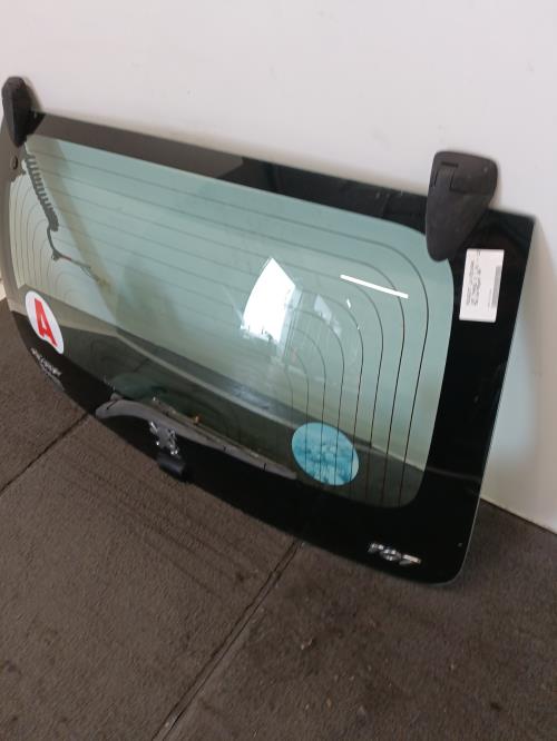 Image Lunette arriere - PEUGEOT 107