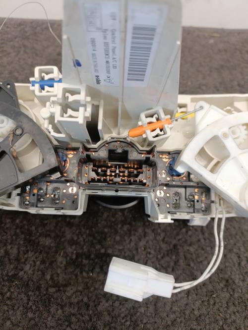 Image Commande chauffage - NISSAN MICRA 3