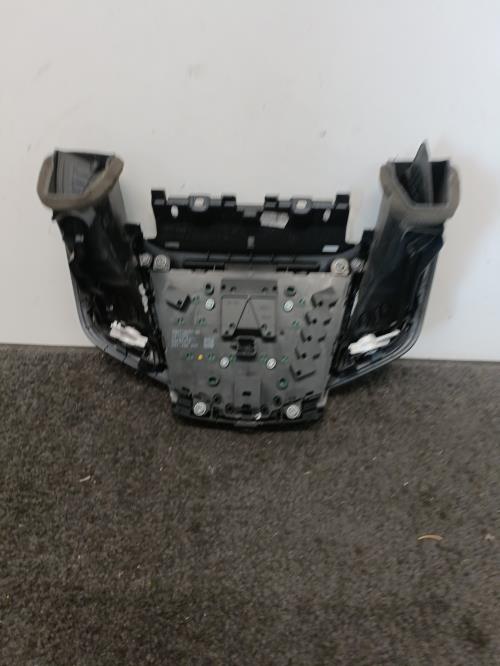 Image Facade autoradio - FORD FIESTA 6