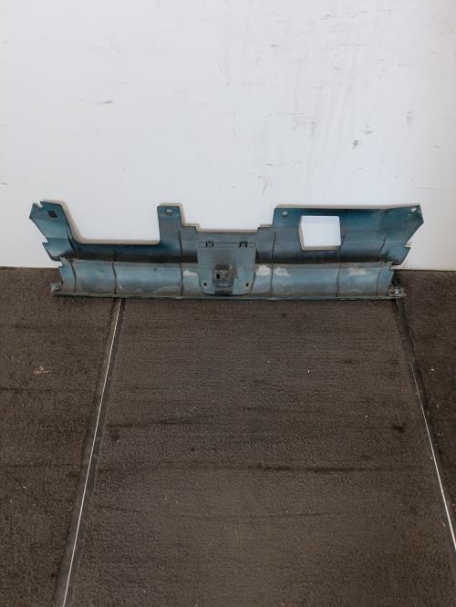 Image Calandre - PEUGEOT 306