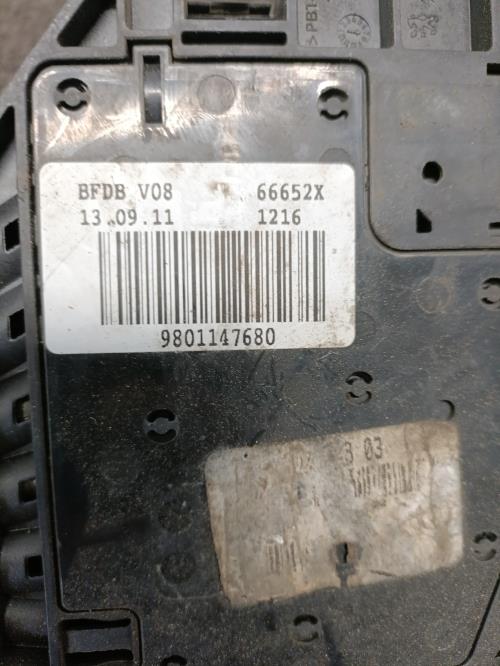 Image Porte fusible - PEUGEOT 207