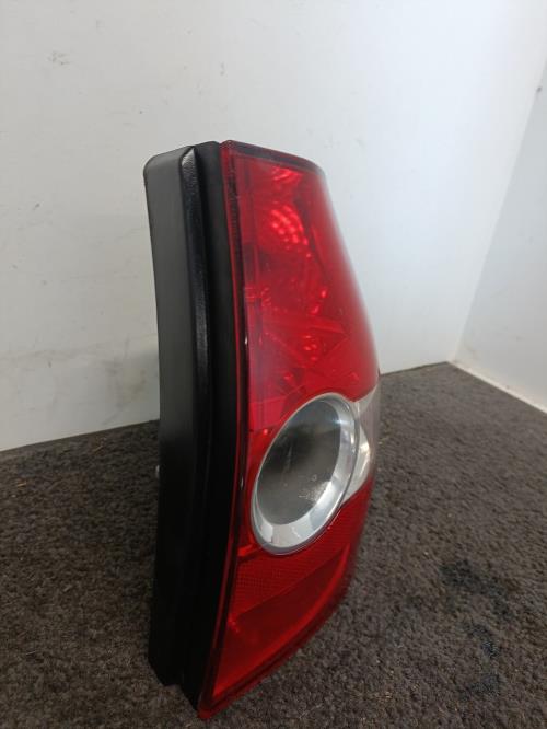 Image Feu arriere principal droit (feux) - VOLKSWAGEN FOX