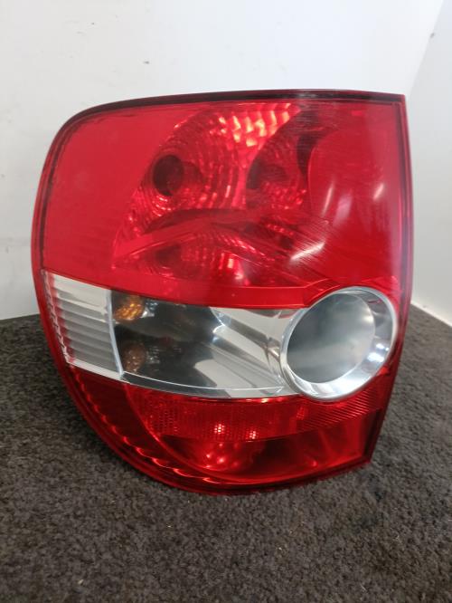 Image Feu arriere principal gauche (feux) - VOLKSWAGEN FOX