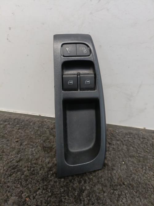 Image Interrupteur de leve vitre avant gauche - VOLKSWAGEN FOX