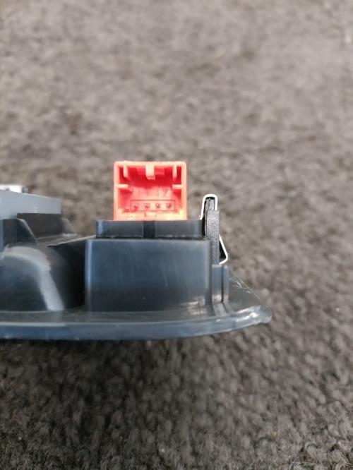 Image Interrupteur de leve vitre avant gauche - VOLKSWAGEN FOX