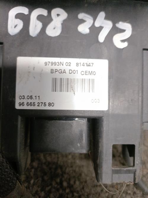 Image Boitier servitude moteur (BSM) - PEUGEOT 308 1 SW