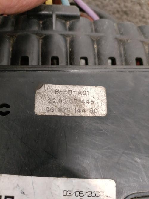Image Porte fusible - CITROEN C4 GRAND PICASSO 1