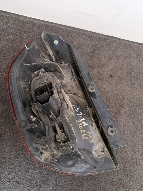 Image Feu arriere principal droit (feux) - RENAULT SCENIC 2