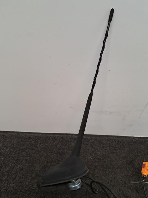 Image Antenne - PEUGEOT 208 2