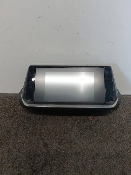 Image Ecran GPS - PEUGEOT 208 2
