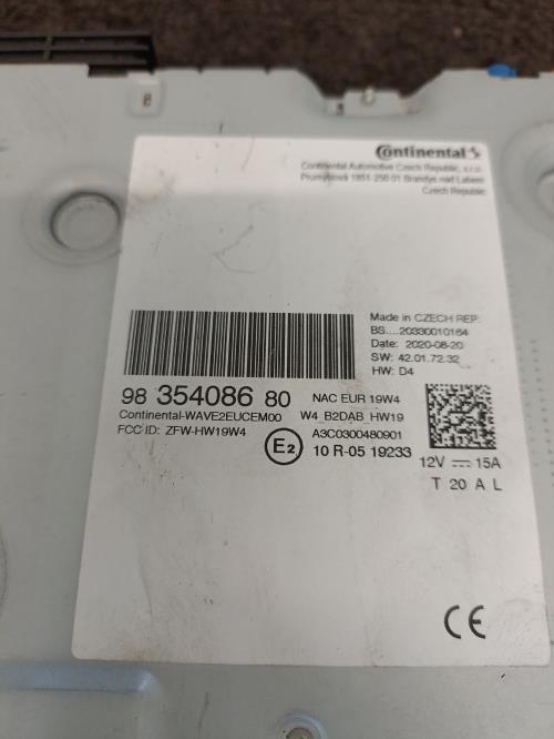 Image Autoradio d'origine - PEUGEOT 208 2