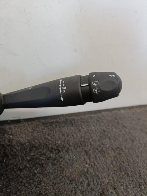Image Com (Bloc Contacteur Tournant+Commodo Essuie Glace+Commodo Phare) - PEUGEOT 208 2