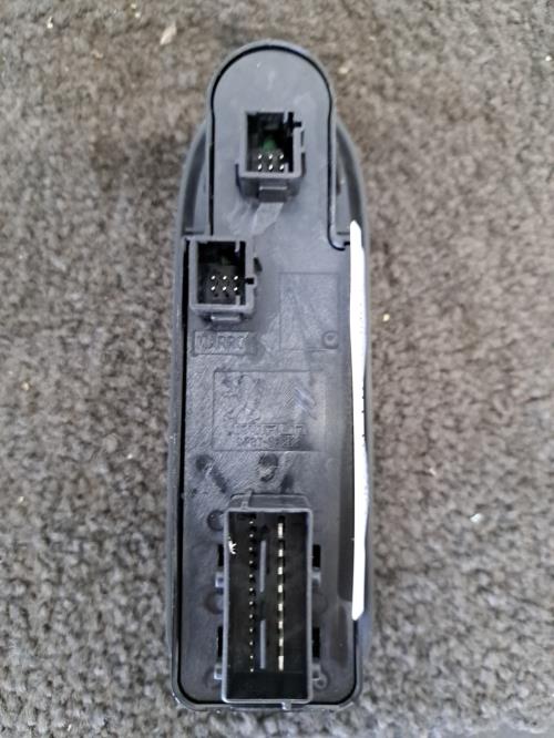 Image Interrupteur de leve vitre avant gauche - PEUGEOT 308 1 SW