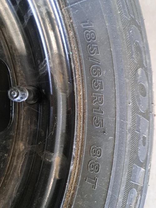 Image Roue de secours - PEUGEOT 208 1
