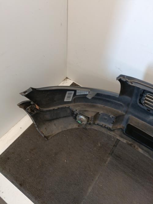 Image Pare choc avant - VOLVO C 30