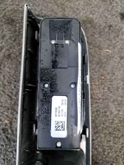 Image Interrupteur de leve vitre avant gauche - VOLVO C 30