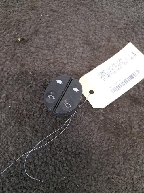 Image Interrupteur de leve vitre avant gauche - FORD FIESTA 5