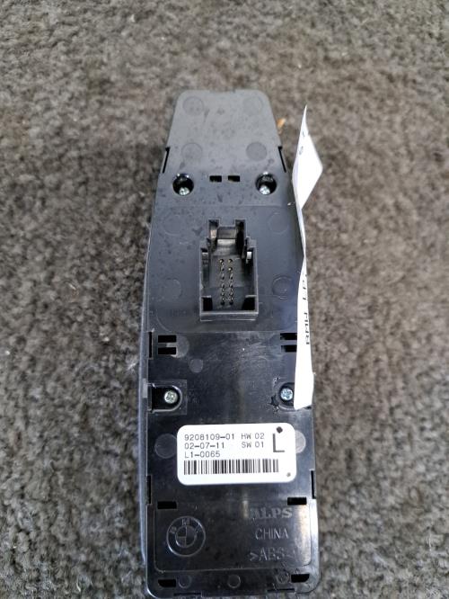 Image Interrupteur de leve vitre avant gauche - BMW SERIE 1 F20