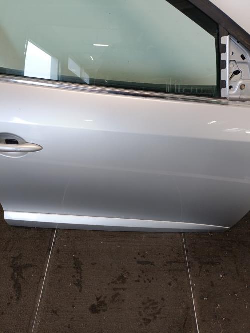 Image Porte avant droit - RENAULT FLUENCE