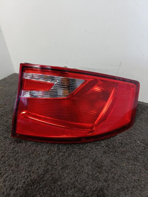 Image Feu arriere principal droit (feux) - SEAT TOLEDO 4