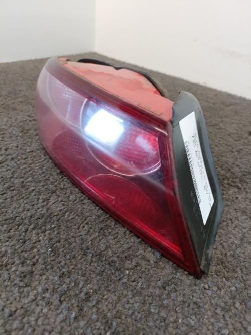 Image Feu arriere principal gauche (feux) - ALFA ROMEO 159