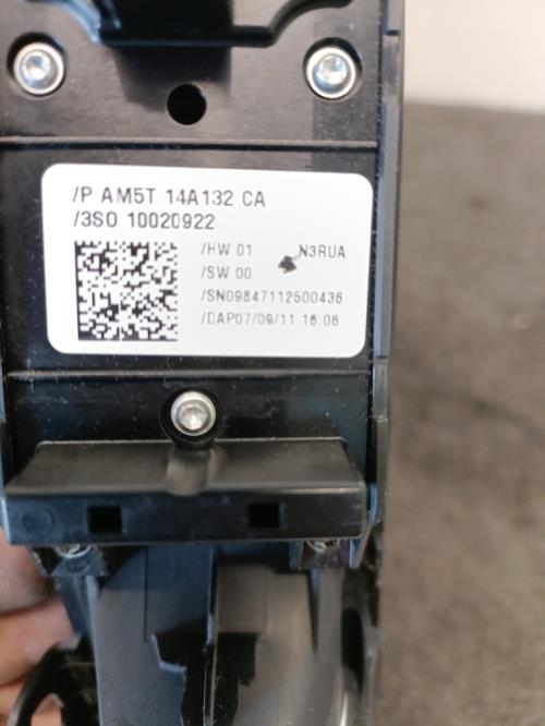 Image Interrupteur de leve vitre avant gauche - FORD FOCUS 3